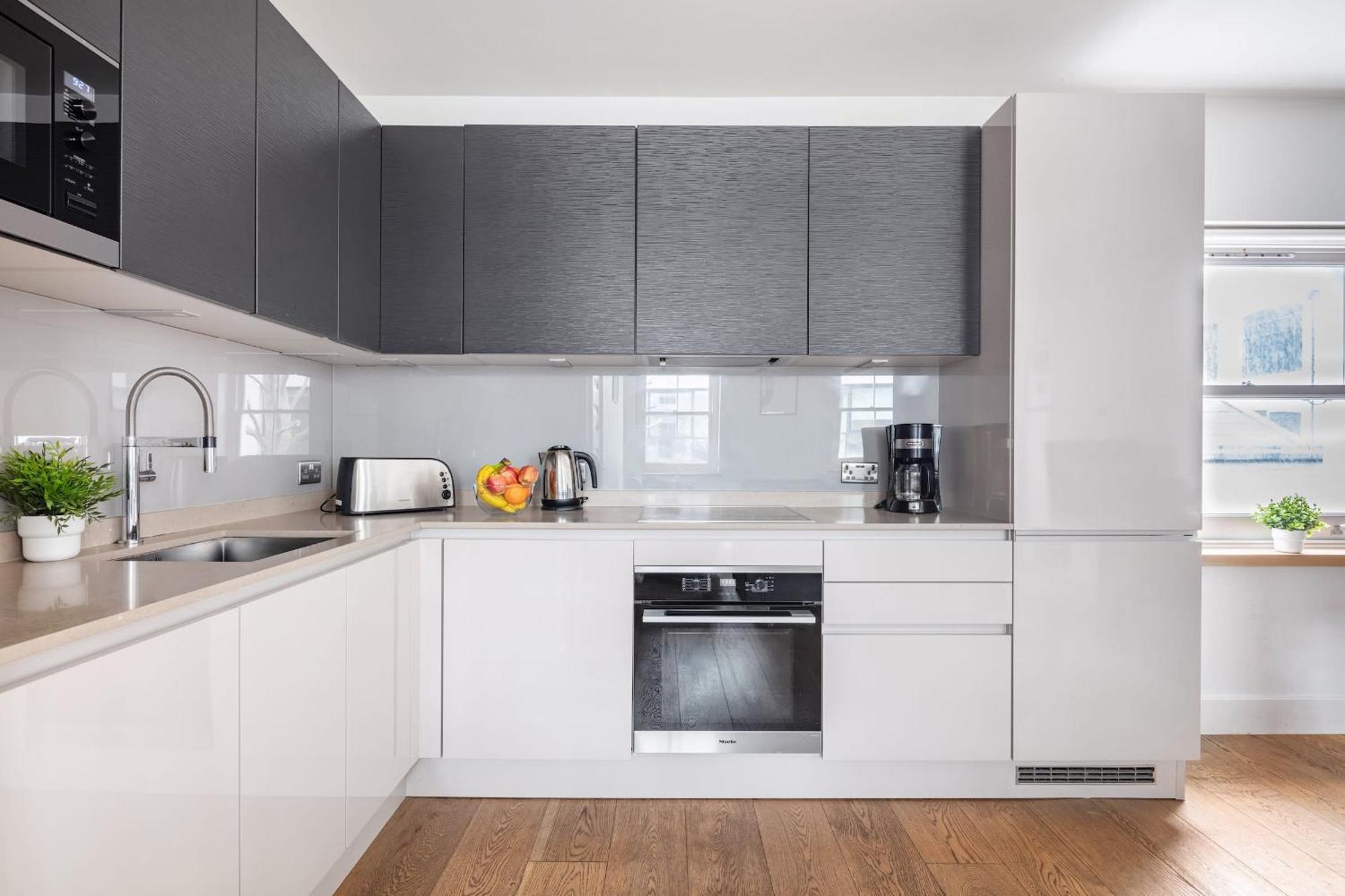 2Br In Soho - Charlotte Street - Cityapartmentstay 런던 외부 사진