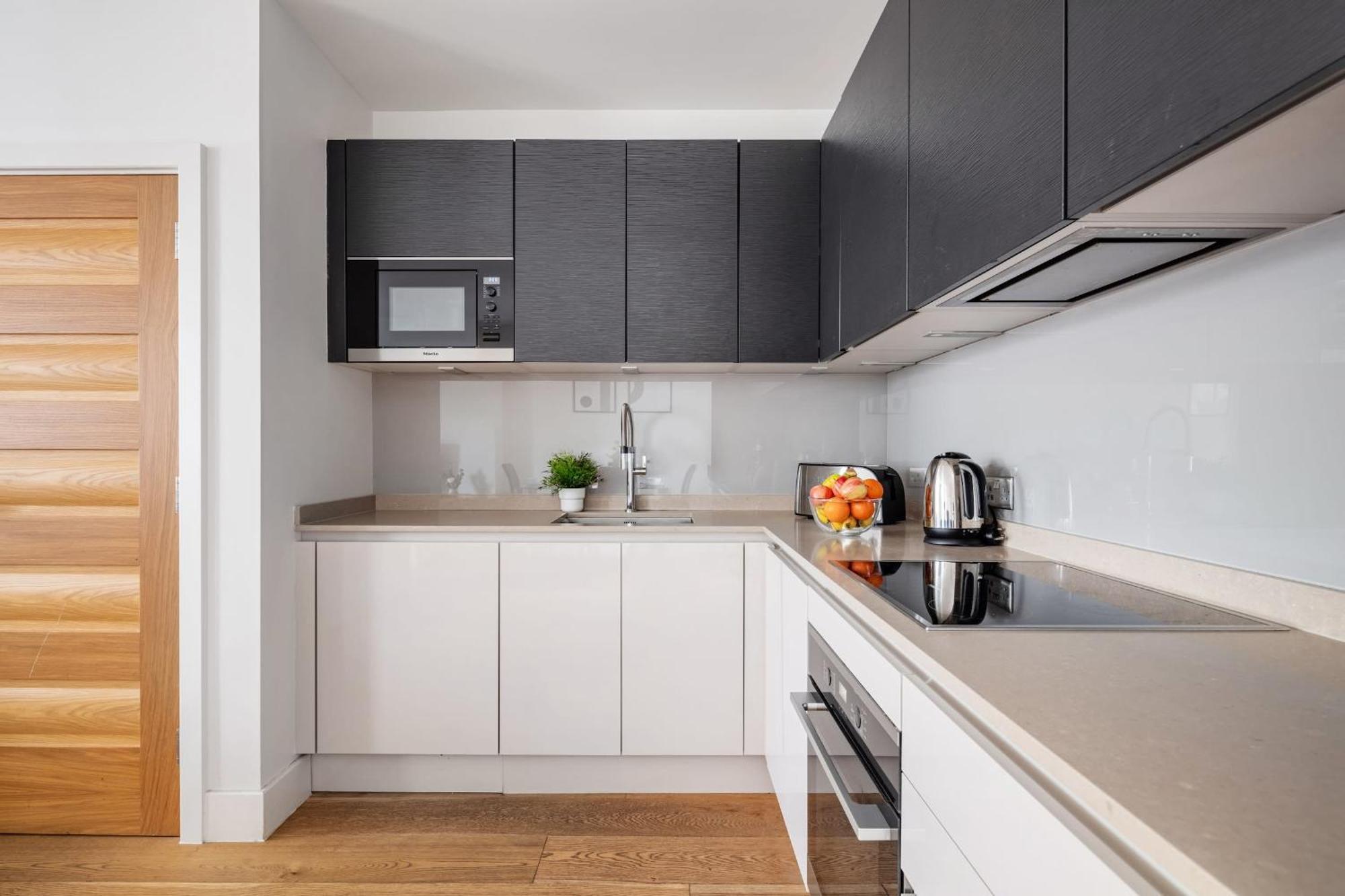 2Br In Soho - Charlotte Street - Cityapartmentstay 런던 외부 사진