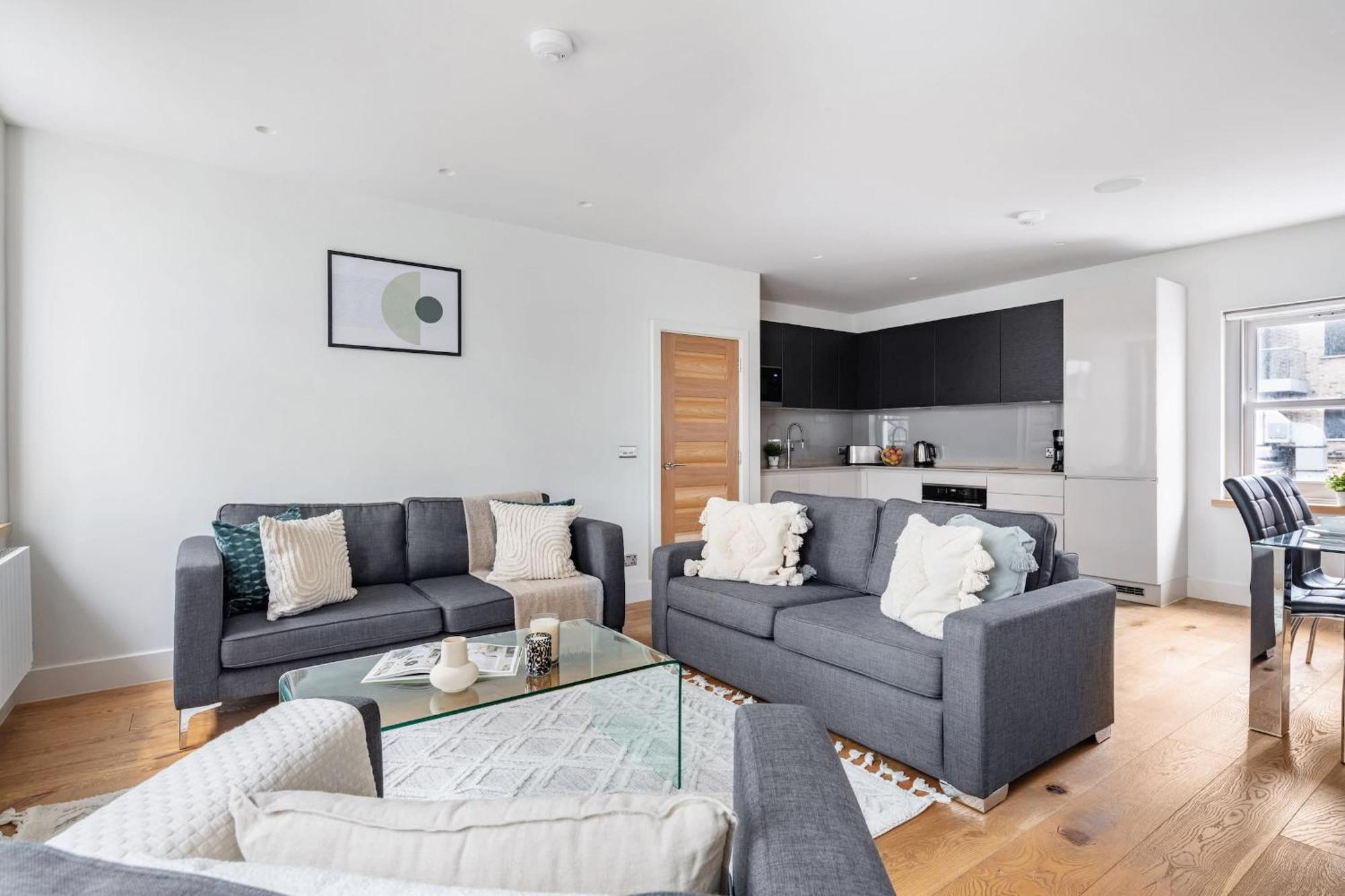 2Br In Soho - Charlotte Street - Cityapartmentstay 런던 외부 사진